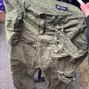 Hot Topic Olive Green Cargo Pants